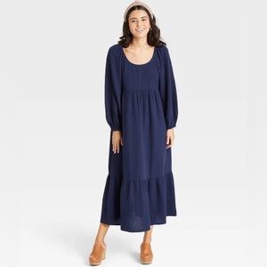 NWOT Women’s Balloon Long Sleeve Dress